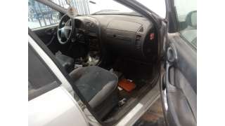 citroën xsara berlina 1997-2005 del año 2002