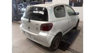 toyota yaris (ncp1/nlp1/scp1) 1999-2005 del año 2003