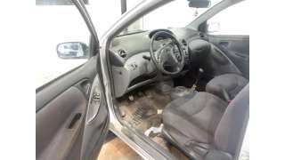 toyota yaris (ncp1/nlp1/scp1) 1999-2005 del año 2003