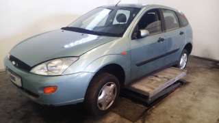 ford focus berlina (cak) 1998-2004 del año 2001