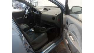 daewoo kalos 2002-2004 del año 2004