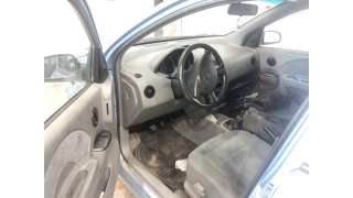 daewoo kalos 2002-2004 del año 2004