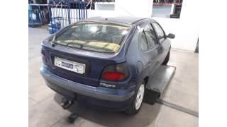 renault megane i berlina hatchback (ba0) 1995-1999 del año 1999