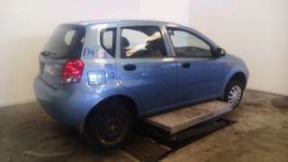 daewoo kalos 2002-2004 del año 2004