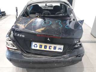 mercedes-benz clase c (w203) berlina 2000-2007 del año 2006