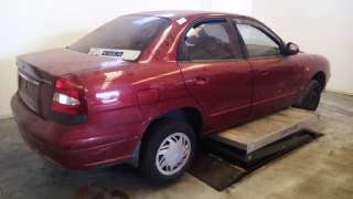 daewoo nubira berlina 1997-2004 del año 1999