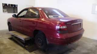 daewoo nubira berlina 1997-2004 del año 1999