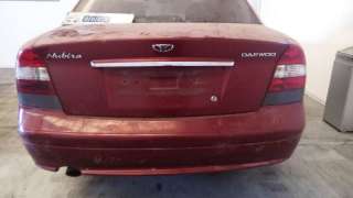 daewoo nubira berlina 1997-2004 del año 1999
