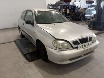daewoo lanos 1997-2004 del año 2000