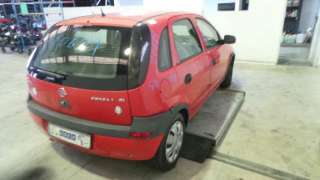opel corsa c 2000-2003 del año 2002