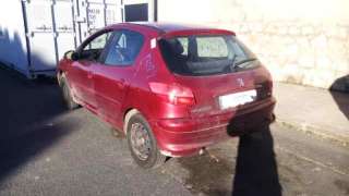 peugeot 206 berlina 1998-2010 del año 2002
