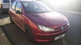 peugeot 206 berlina 1998-2010 del año 2002