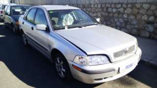 volvo s40 berlina 1995-2005 del año 2000