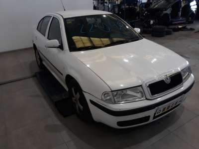 skoda octavia berlina (1u2) 2000-2010 del año 2005