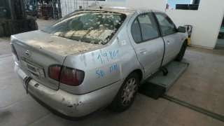 nissan primera berlina (p11) 1999-2002 del año 2000