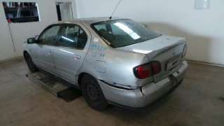 nissan primera berlina (p11) 1999-2002 del año 2000