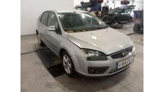 ford focus berlina (cap) 2004-2007 del año 2005