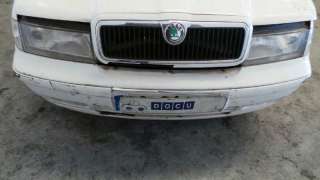 skoda octavia berlina (1u2) 1997-1998 del año 2000