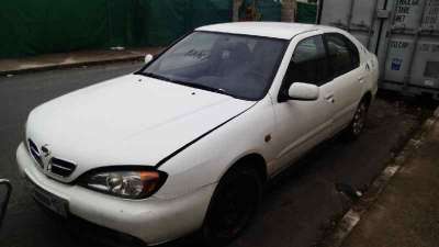 nissan primera berlina (p11) 1999-2002 del año 2001