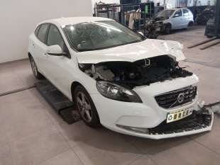 volvo v40 2012- del año 2014