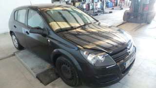 opel astra h berlina 2004-2007 del año 2005