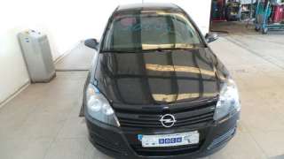 opel astra h berlina 2004-2007 del año 2005