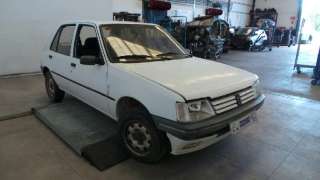 peugeot 205 berlina 1983-1998 del año 1994