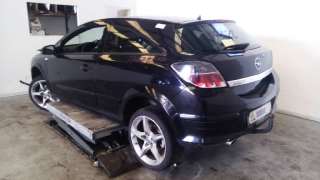 opel astra gtc 2004-2008 del año 2008