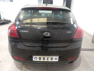 kia pro_cee´d 2007-2012 del año 2009
