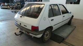peugeot 205 berlina 1983-1998 del año 1994