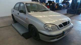 daewoo lanos 1997-2004 del año 2000
