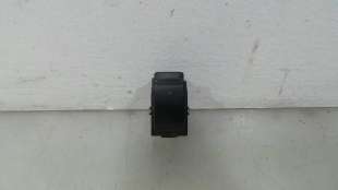 Recambio de mando elevalunas trasero derecho para toyota corolla (e12) 2001-2007 1.6 sol berlina 3/5 referencia OEM IAM 84810020