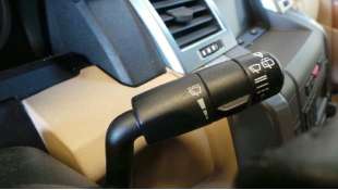 Recambio de mando limpia para land rover range rover sport 2005-2011 v6 td hse black&white referencia OEM IAM XPE500070PVJ XPE50