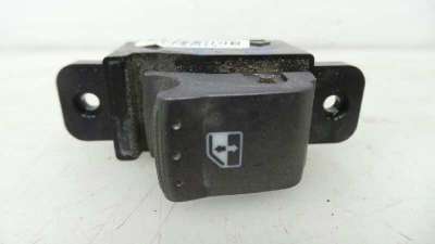 Recambio de mando elevalunas trasero derecho para ssangyong actyon 2006-2012 200 xdi referencia OEM IAM 8584031000HCH 8584031000