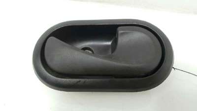 Recambio de maneta interior delantera derecha para dacia logan 2005-2012 laureate referencia OEM IAM 8200733847 8200733847 82007