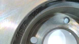 Recambio de disco freno delantero para mitsubishi carisma berina 5 (da0) 1997-1999 1900 td gls (a) referencia OEM IAM MB950922 M 2