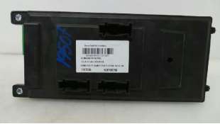 Recambio de caja reles / fusibles para land rover range rover sport 2005-2011 v6 td hse black&white referencia OEM IAM YQE500350