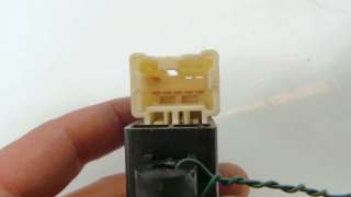 Recambio de mando elevalunas trasero derecho para nissan patrol gr (y61) 1997-2016 elegance referencia OEM IAM 8826Z 8826Z 
