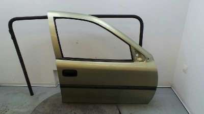 Recambio de puerta delantera derecha para opel vectra b berlina 1995-2002 referencia OEM IAM 09153650 09153650 