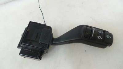 Recambio de mando limpia para ford focus berlina (cap) 2004-2007 ambiente (d) referencia OEM IAM 1350067 1350067 