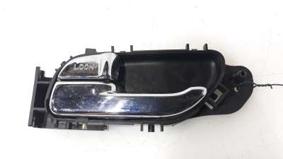 Recambio de maneta interior trasera izquierda para ssangyong rodius 2005- xdi referencia OEM IAM 7241021002HCH 7241021000 724102