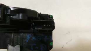 Recambio de cerradura puerta trasera derecha para nissan almera (n15) 1995-2000 gx referencia OEM IAM 8250289909 8250289909 8250 2