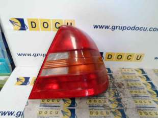 Recambio de piloto trasero derecho para mercedes-benz clase c (w202) berlina 1993-2000 200 diesel (202.120) referencia OEM IAM 2