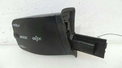 Recambio de mando volante para ford focus berlina (cap) 2004-2007 ambiente (d) referencia OEM IAM 1318965 1318965 