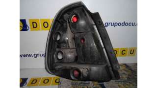 Recambio de piloto trasero derecho para daewoo nubira berlina 1997-2004 referencia OEM IAM 96272042 96272042 96272042