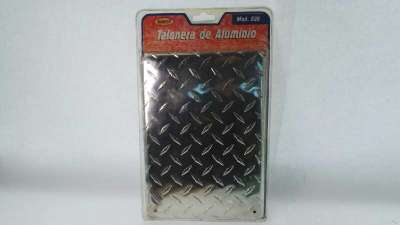 Recambio de embellecedor para universal accesorio universal 2000-2018 valido cualquier vehiculo referencia OEM IAM 8424099006361