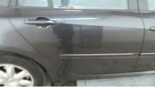 Recambio de puerta trasera derecha para renault laguna grandtour iii 2007-2016 authentique referencia OEM IAM 821000023R 8210000