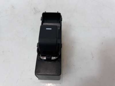 Recambio de mando elevalunas trasero izquierdo para mazda 3 lim. () 2013- black tech edition referencia OEM IAM KD3566370 KD3566