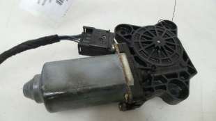 Recambio de motor elevalunas delantero derecho para mercedes-benz clase c (w203) berlina 2000-2007 220 cdi (203.006) referencia 