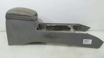 Recambio de apoyabrazos central para kia sorento 2002-2010 2.5 crdi concept referencia OEM IAM 846103E000 846103E000 